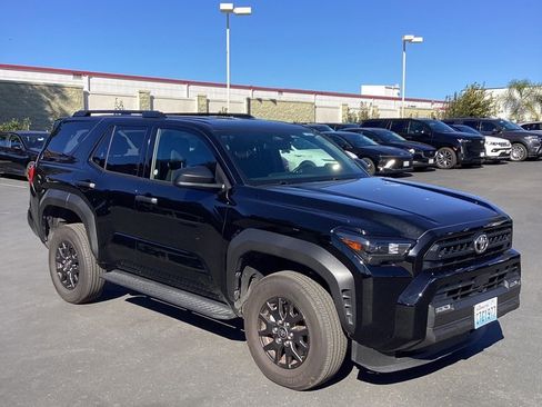 Used 2025 Toyota 4Runner SR5 image 4