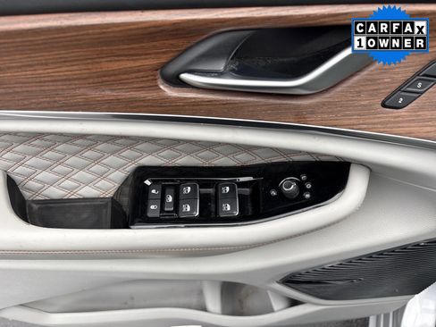 Used 2022 Jeep Grand Cherokee Summit w/ Adv Protech Group IV image 14