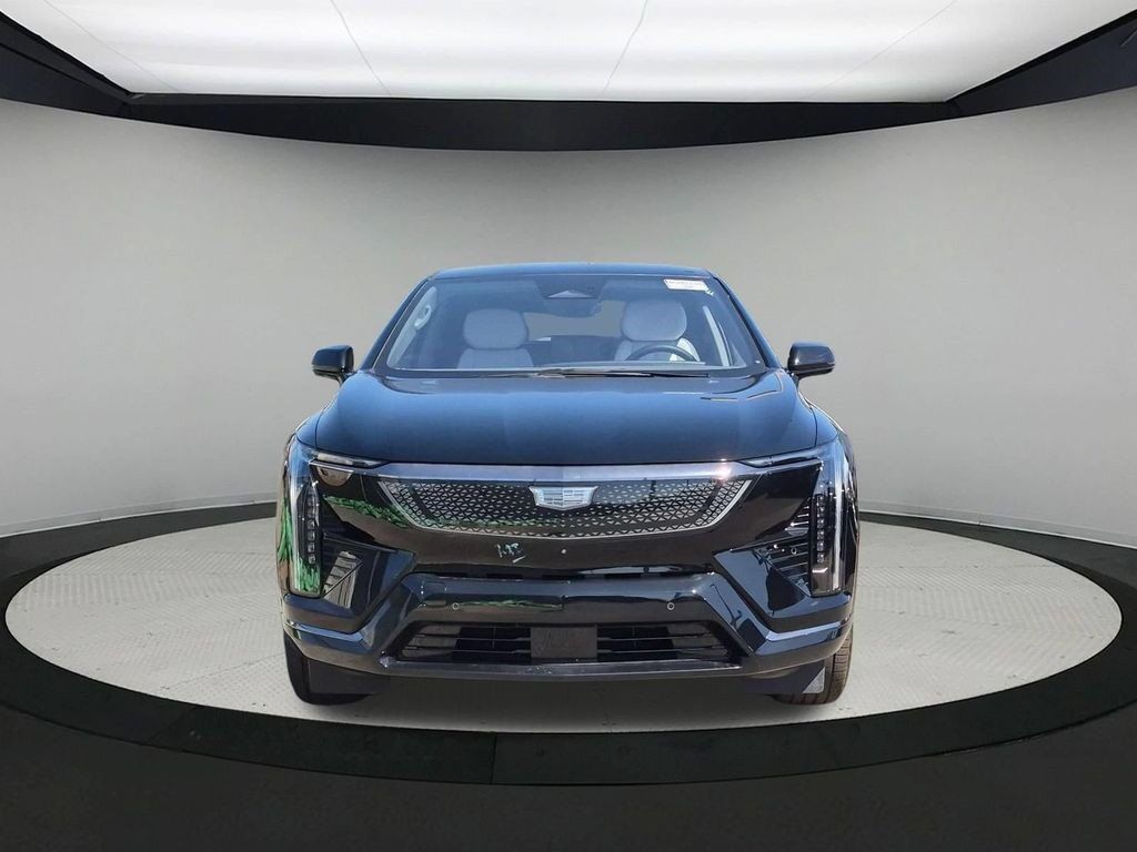 Certified 2026 Cadillac Optiq Sport 1 RWD image 7