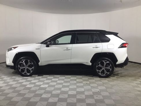 Used 2021 Toyota RAV4 XSE image 4