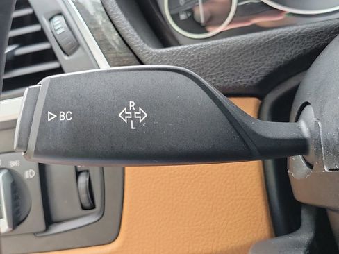 Used 2018 BMW 440i Convertible image 32