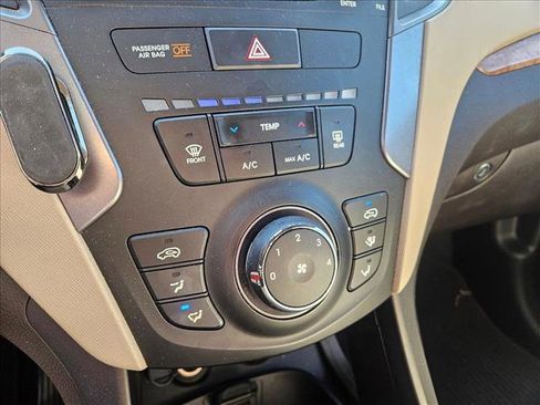 Used 2013 Hyundai Santa Fe Sport w/ Popular Equipment Pkg image 9