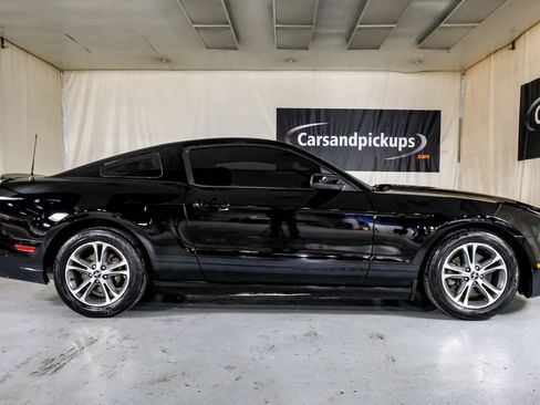 Used 2014 Ford Mustang Premium w/ Equipment Group 201A image 5