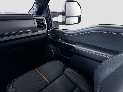 Used 2024 Ford F350 Platinum w/ FX4 Off-Road Package image 20