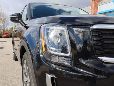 Used 2022 Kia Telluride S image 5