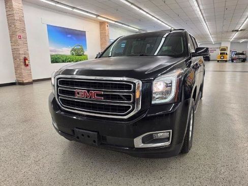 Used 2015 GMC Yukon XL SLT w/ Open Road Package AWD/4WD image 1