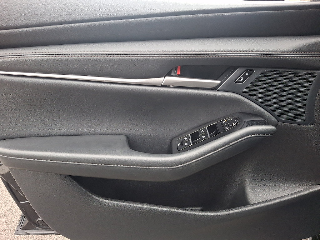 Used 2025 MAZDA MAZDA3 s FWD image 12