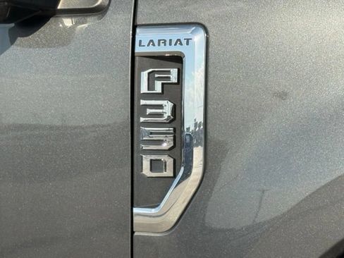 Used 2020 Ford F350 Lariat w/ Lariat Value Package AWD/4WD image 6