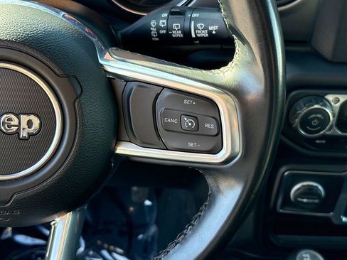 Used 2021 Jeep Wrangler Sport image 16
