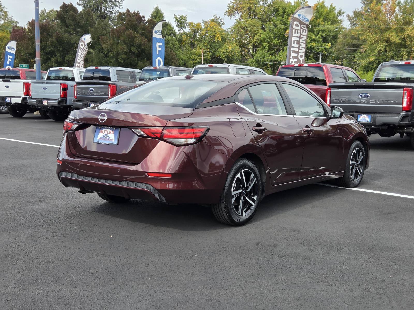 Used 2025 Nissan Sentra SV FWD image 5