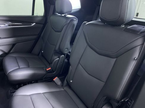 Certified 2024 Cadillac XT6 Sport w/ Technology Package image 15