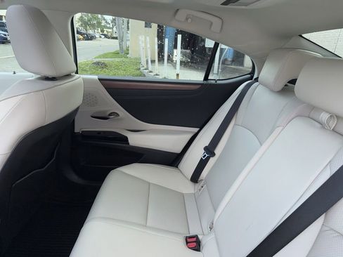 Used 2025 Lexus ES 350 w/ Premium Package FWD image 20
