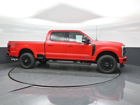 New 2026 Ford F250 XLT w/ XLT Premium Package AWD/4WD image 16