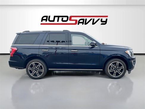 Used 2021 Ford Expedition Limited image 8