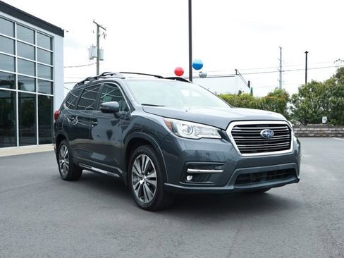 Used 2020 Subaru Ascent Limited w/ Technology Package AWD/4WD image 3