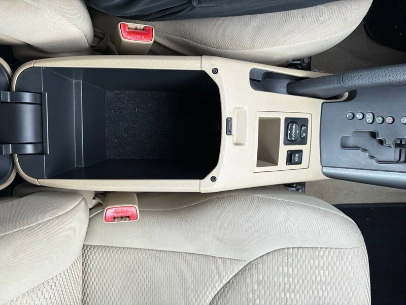 Used 2011 Toyota RAV4 4WD w/ Upgrade Value Pkg image 16