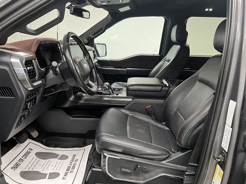 Used 2022 Ford F150 Lariat image 19