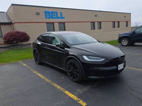 Used 2022 Tesla Model X AWD/4WD image 1