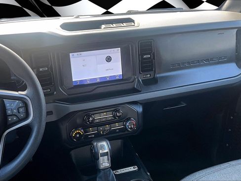 Certified 2022 Ford Bronco 4-Door image 6