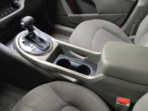 Used 2015 Kia Sportage EX image 26