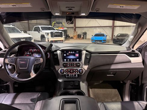 Used 2015 GMC Yukon SLE w/ Convenience Package RWD image 28