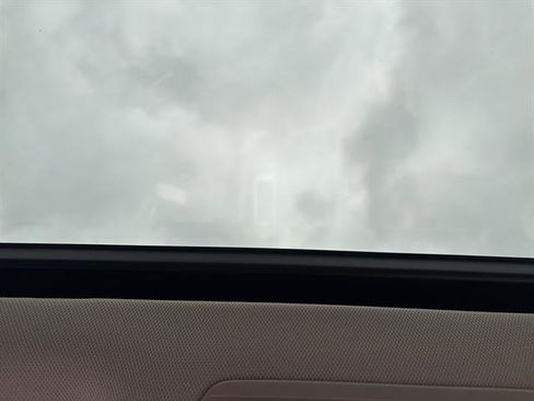 New 2026 Volkswagen Atlas SE image 27