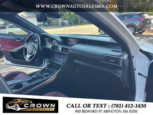 Used 2020 Lexus IS 300 F Sport w/ F Sport Package RWD image 9