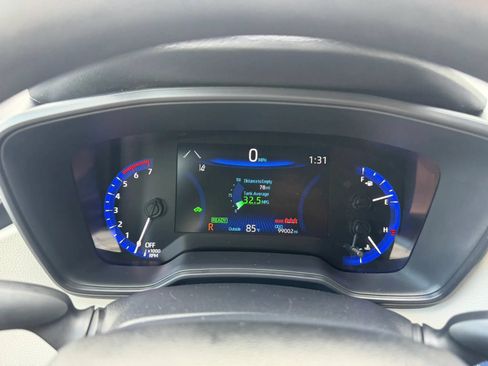 Used 2022 Toyota Corolla LE FWD image 19