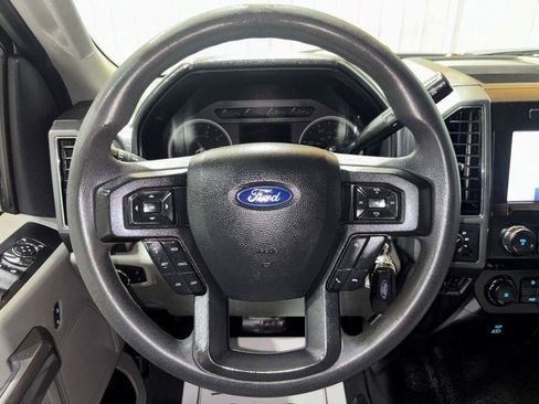 Used 2022 Ford F250 XLT w/ XLT Value Package AWD/4WD image 18