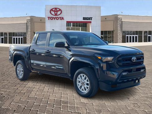 Certified 2025 Toyota Tacoma SR5 image 10