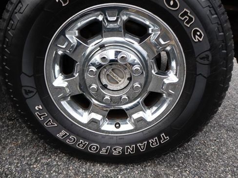 Used 2013 Ford F250 Lariat w/ Chrome Pkg image 29