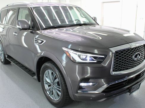 Used 2023 INFINITI QX80 Luxe w/ Cargo Package AWD/4WD image 12
