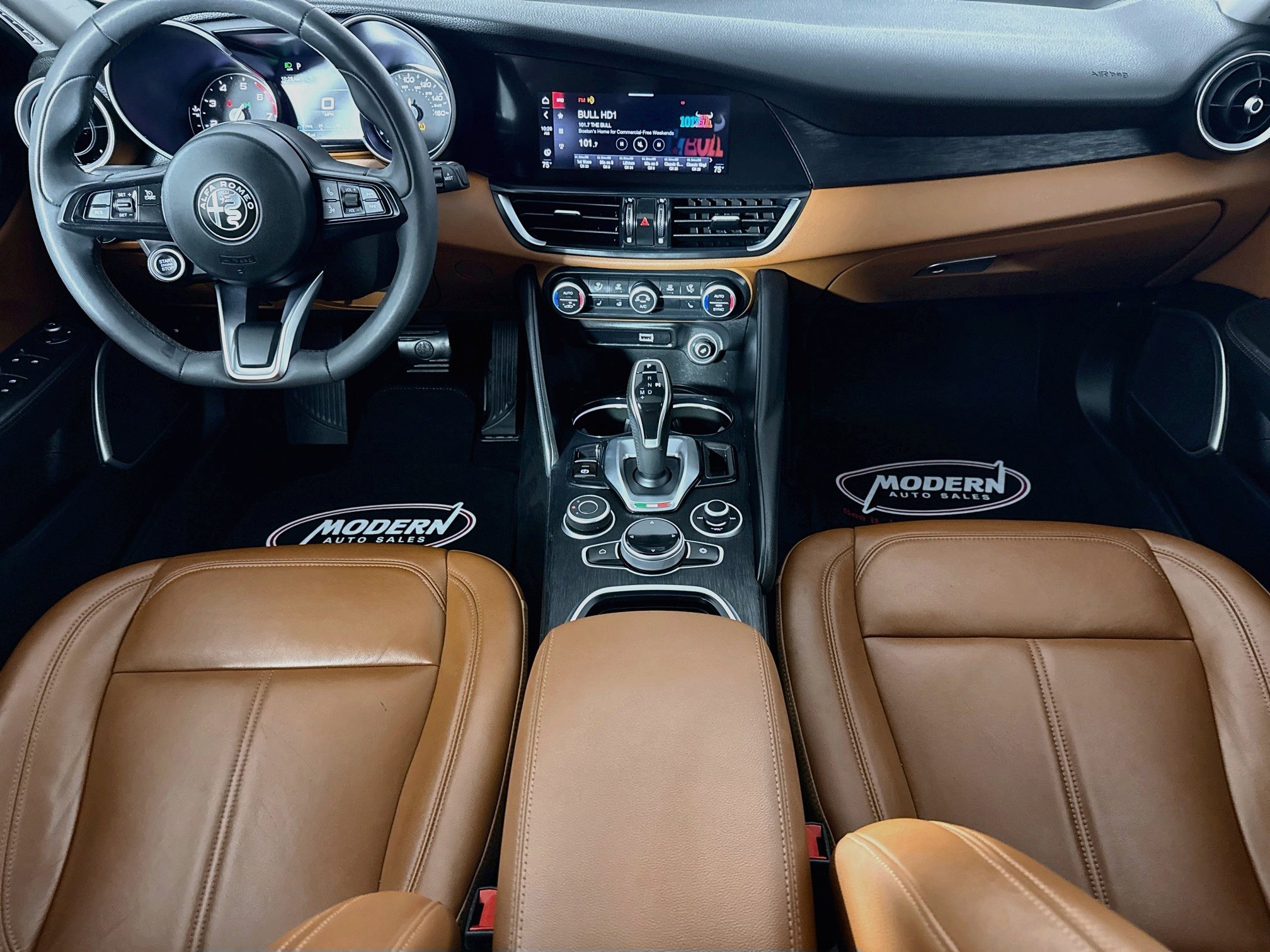 Used 2020 Alfa Romeo Giulia AWD w/ Cold Weather Package image 25
