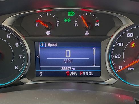 Used 2023 Chevrolet Equinox RS AWD/4WD image 22