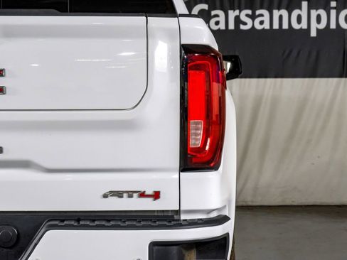 Used 2024 GMC Sierra 1500 AT4 w/ AT4 Premium Package AWD/4WD image 41