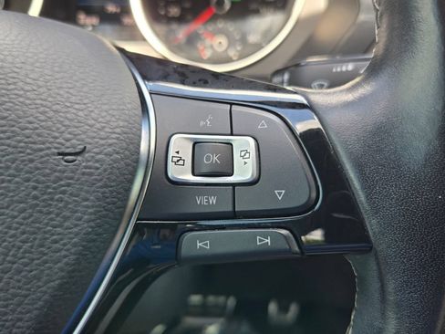 Certified 2021 Volkswagen Tiguan SE R-Line FWD image 22