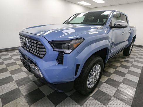 New 2026 Toyota Tacoma Limited AWD/4WD image 4