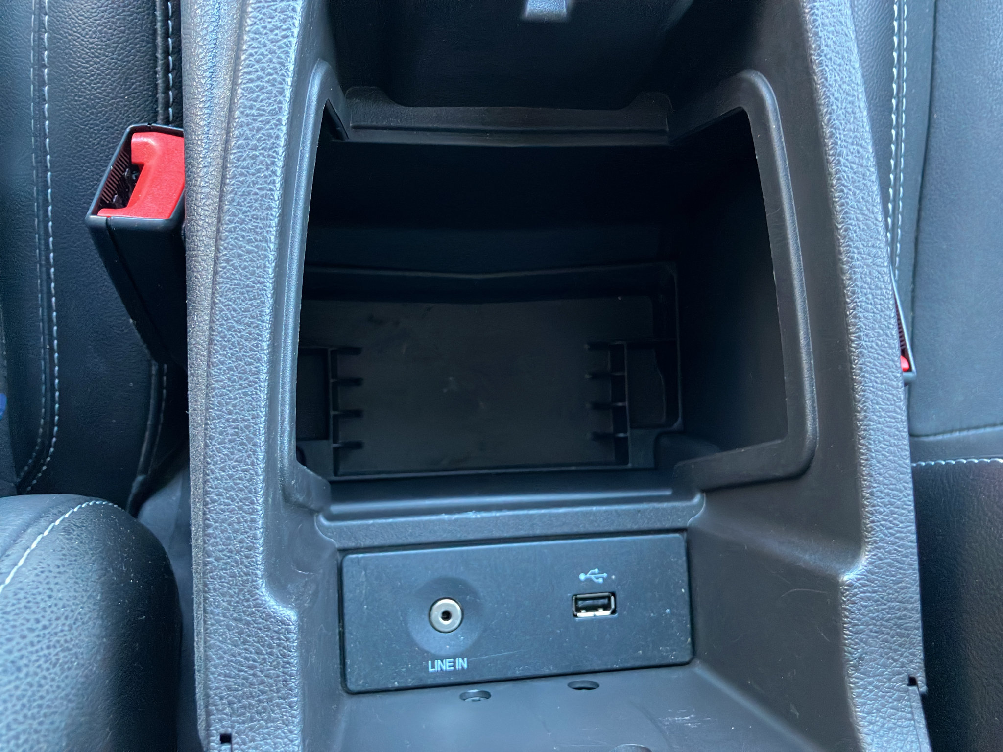 Used 2014 Ford Focus SE w/ Equipment Group 201A FWD image 15