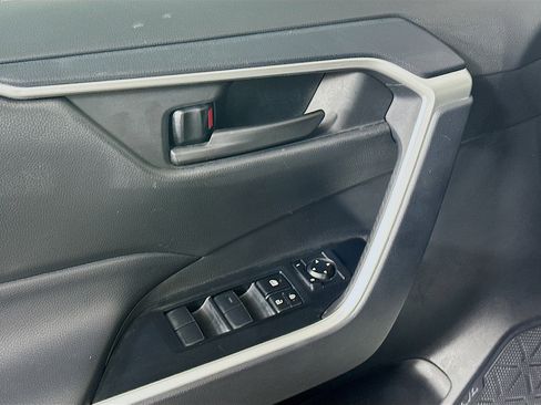 Used 2024 Toyota RAV4 LE image 15