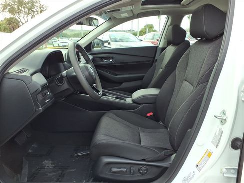 Certified 2024 Honda Accord EX image 17