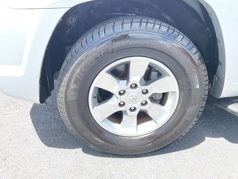 Used 2010 Toyota 4Runner SR5 AWD/4WD image 18