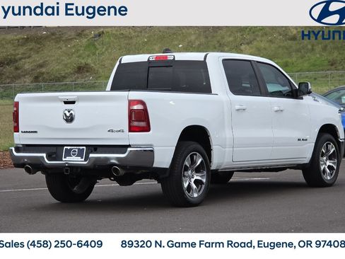 Used 2023 RAM 1500 Laramie AWD/4WD image 3