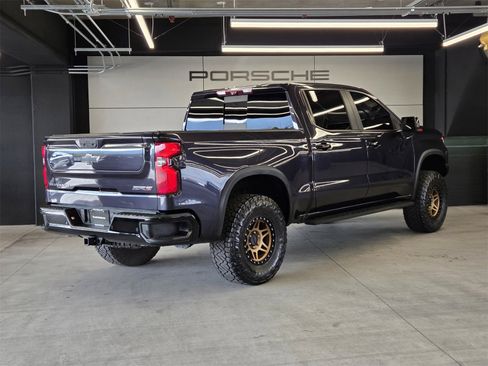 Used 2022 Chevrolet Silverado 1500 ZR2 w/ Technology Package image 6