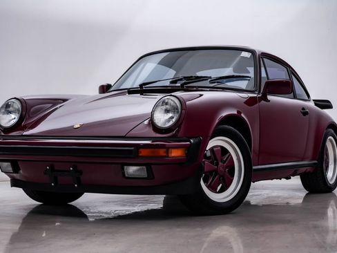 Used 1989 Porsche 911 Carrera RWD image 1