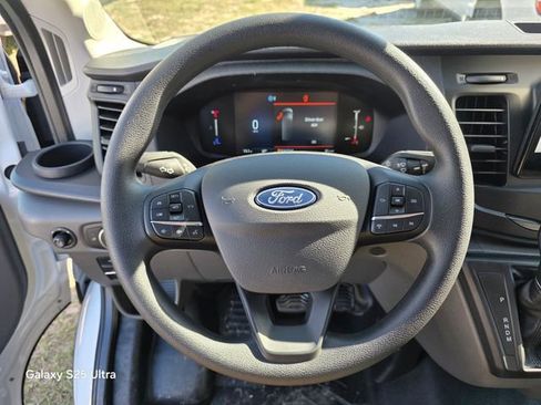 New 2026 Ford Transit 250 148 Medium Roof image 19