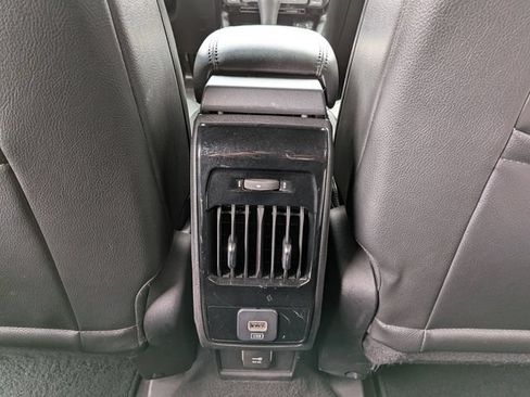 Used 2023 Jeep Compass Limited AWD/4WD image 12