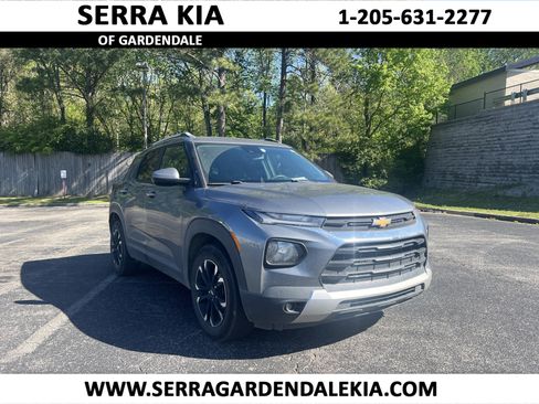 Used 2021 Chevrolet TrailBlazer LT w/ Convenience Package image 1