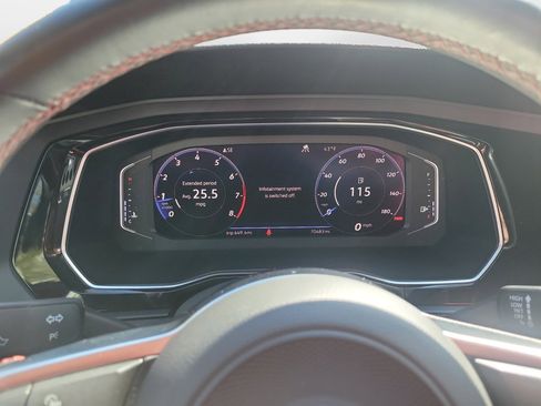 Used 2019 Volkswagen Jetta GLI Autobahn image 14