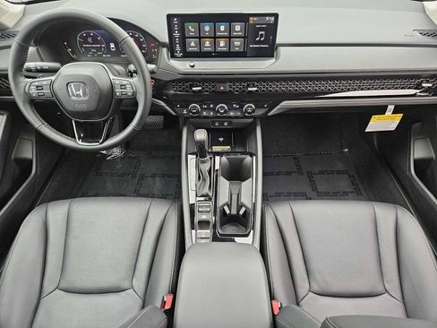 Used 2025 Honda Accord EX-L image 25