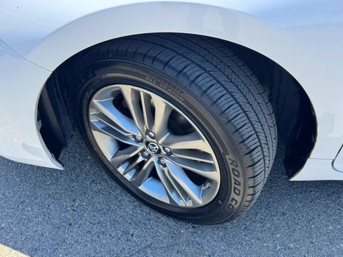 Used 2017 Toyota Camry SE FWD image 34